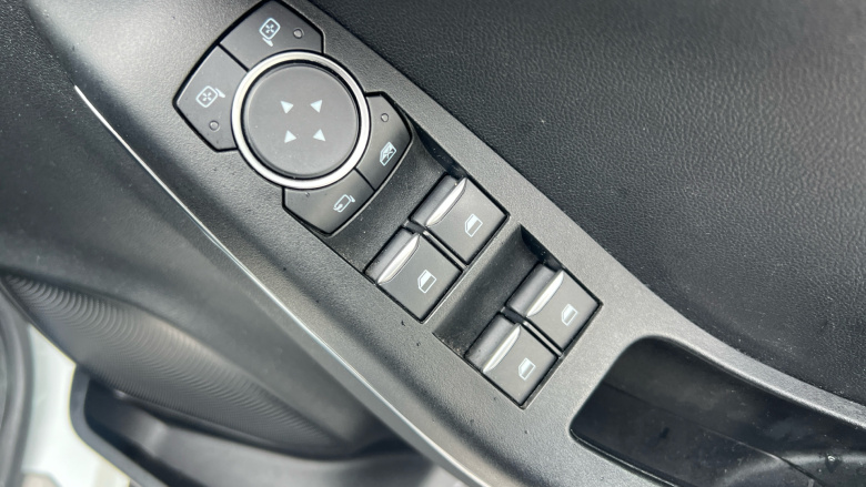 Ford Puma 1.0 EcoBoost Hybrid mHEV 155 ST-Line 5dr Petrol Hatchback